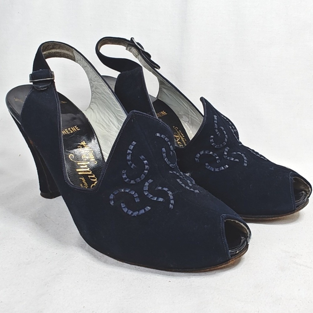 Bally Duchesne Heels Black Blue Suede Embroidered Peep Toe Slingback 7.5 Vintage